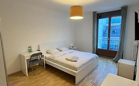 Chambre Au Coeur De Geneve